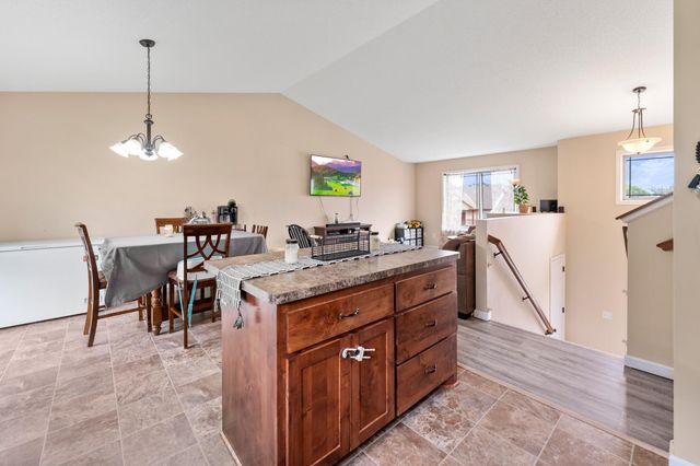 435 Highview Loop SE, Pine City, MN 55063