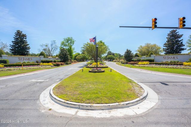 2686 Medina Court, Southport, NC 28461