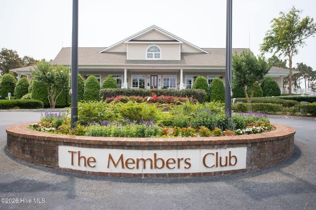 2686 Medina Court, Southport, NC 28461