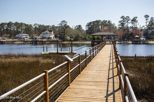 2686 Medina Court, Southport, NC 28461