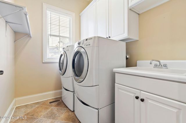 2686 Medina Court, Southport, NC 28461