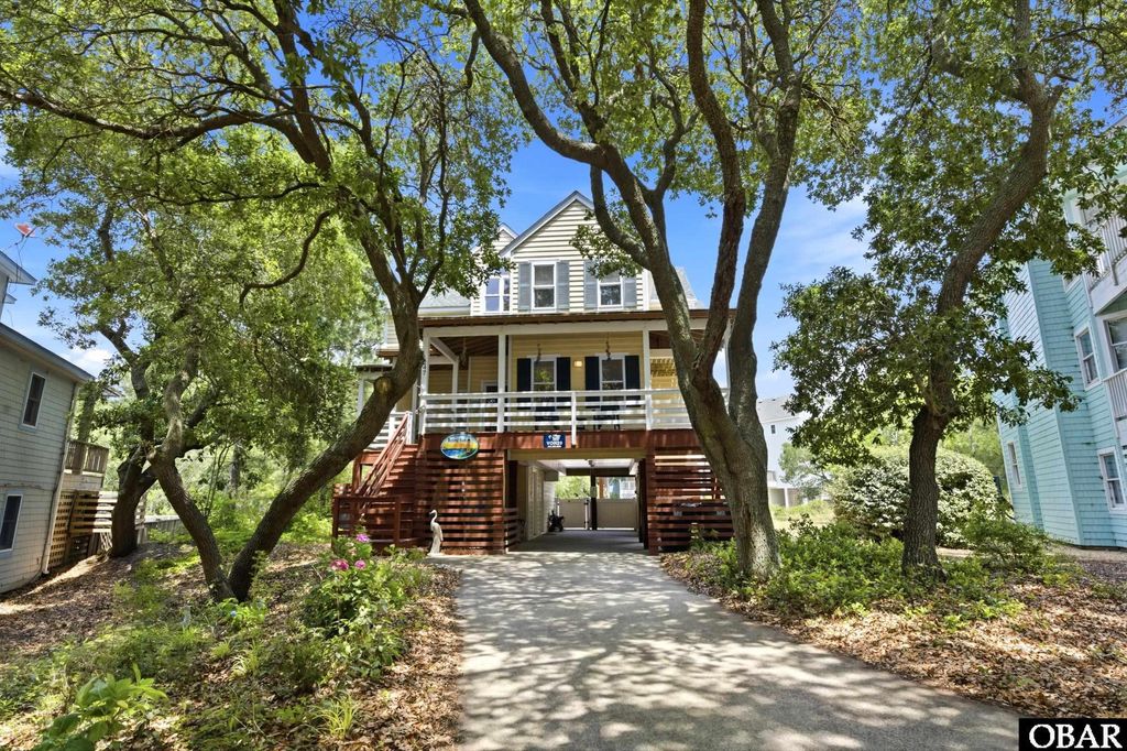 Image 2 of property listing at 1247 Lakeside Court Lot 37, Corolla, NC 27927
