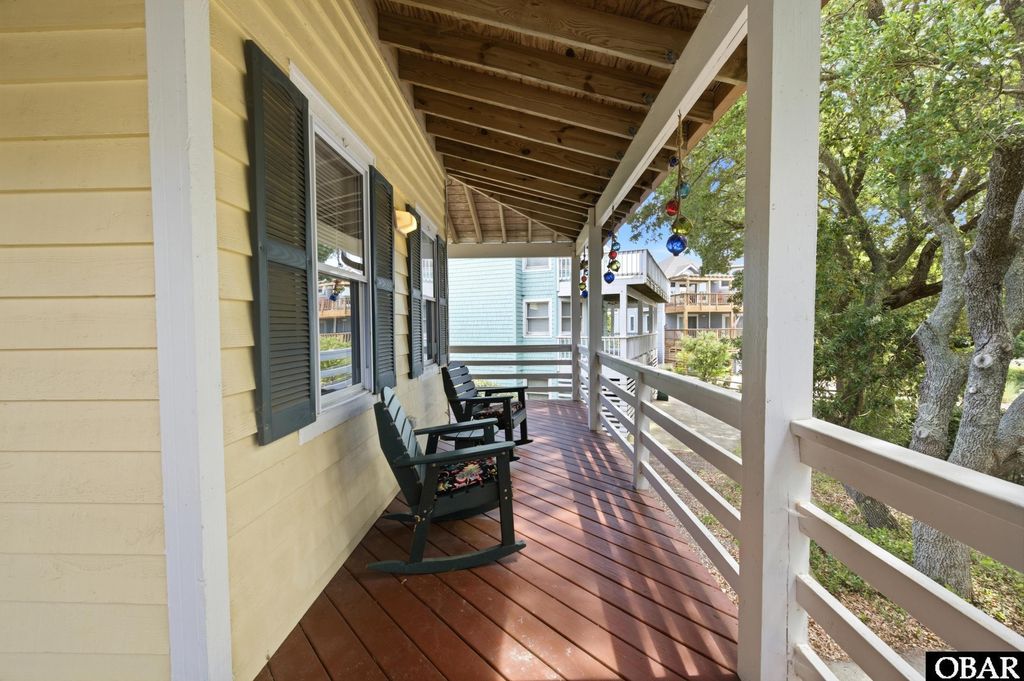 Image 9 of property listing at 1247 Lakeside Court Lot 37, Corolla, NC 27927