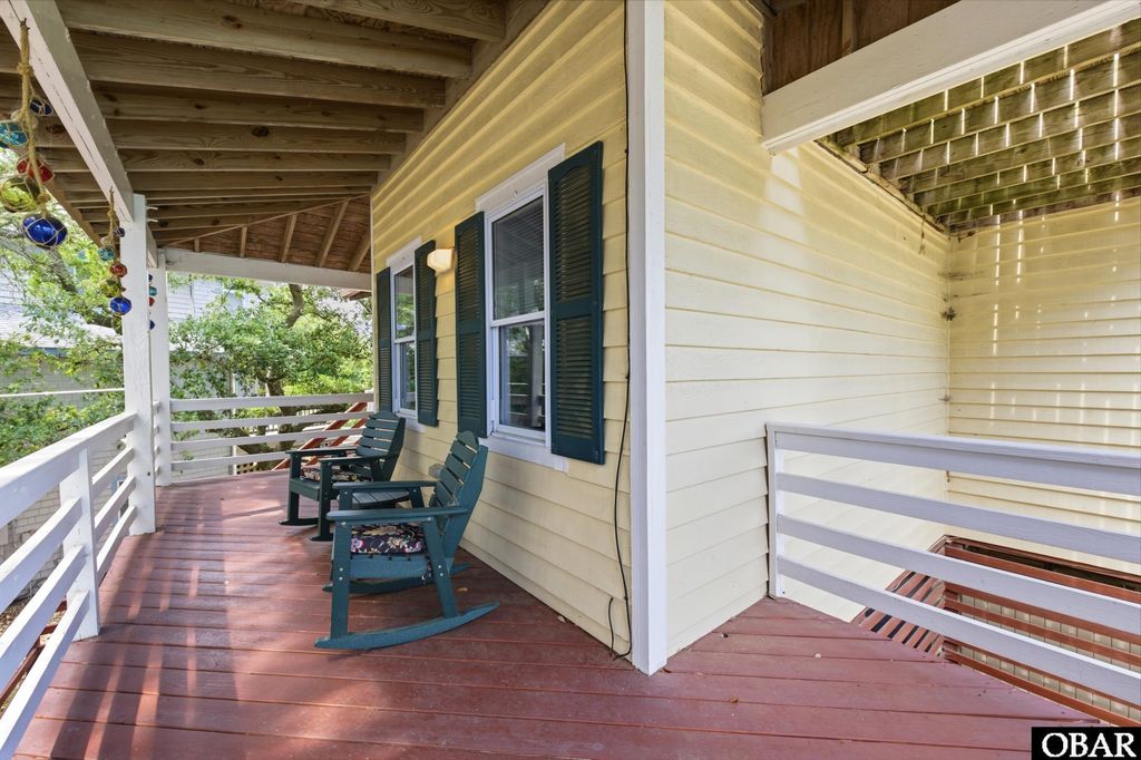 Image 10 of property listing at 1247 Lakeside Court Lot 37, Corolla, NC 27927