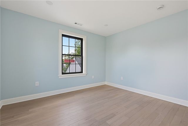 38 Ashburne Street, Pawtucket, RI 02861