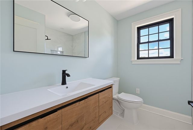 38 Ashburne Street, Pawtucket, RI 02861
