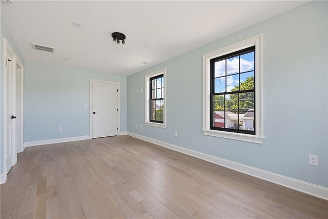 38 Ashburne Street, Pawtucket, RI 02861