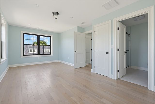 38 Ashburne Street, Pawtucket, RI 02861