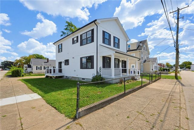 38 Ashburne Street, Pawtucket, RI 02861