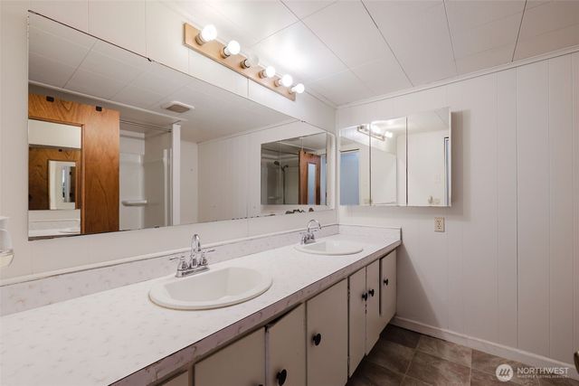 4564 SE Horstman Road, Port Orchard, WA 98366