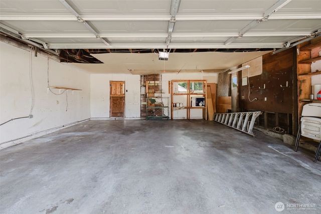 4564 SE Horstman Road, Port Orchard, WA 98366