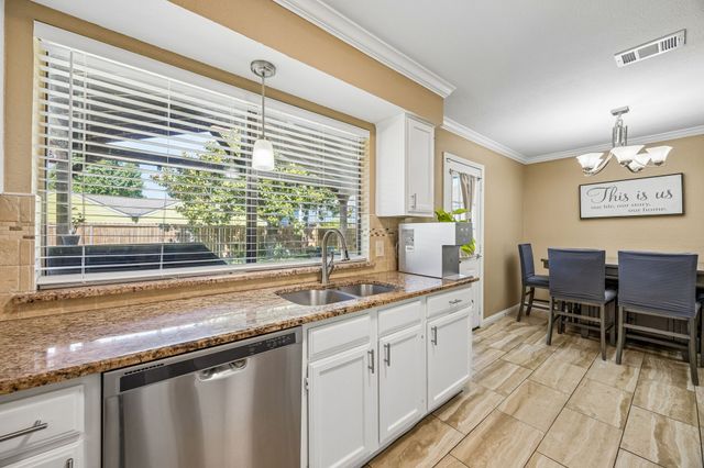 4114 Emerson Drive, Grand Prairie, TX 75052