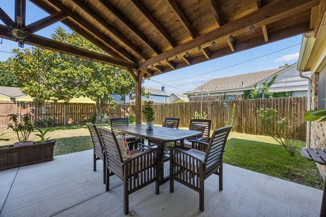 4114 Emerson Drive, Grand Prairie, TX 75052