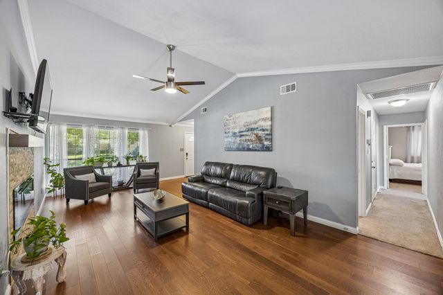 4114 Emerson Drive, Grand Prairie, TX 75052