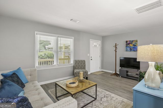 2889 White Oak Drive, Decatur, GA 30032