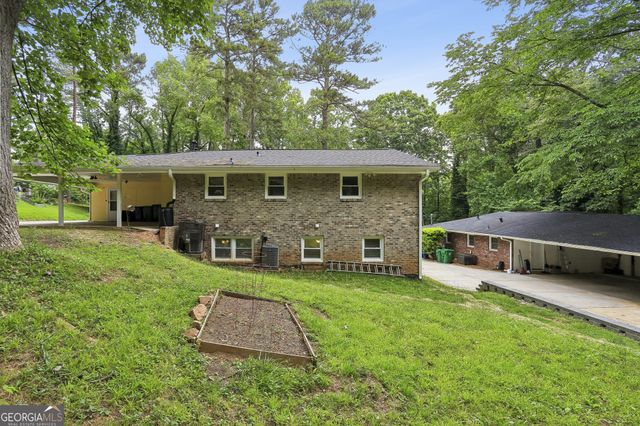 2889 White Oak Drive, Decatur, GA 30032