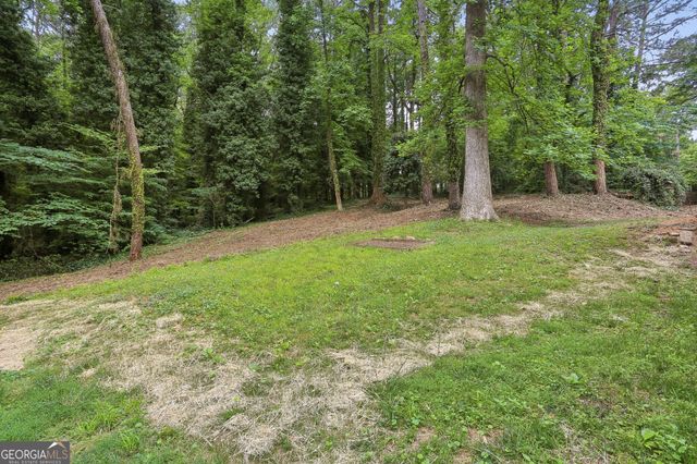 2889 White Oak Drive, Decatur, GA 30032