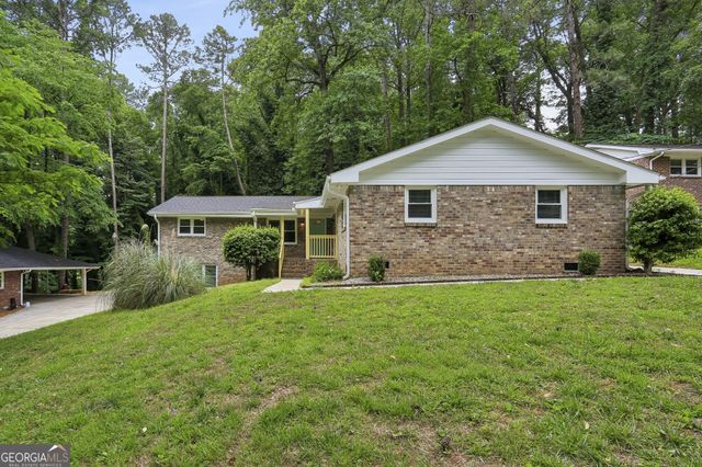 2889 White Oak Drive, Decatur, GA 30032
