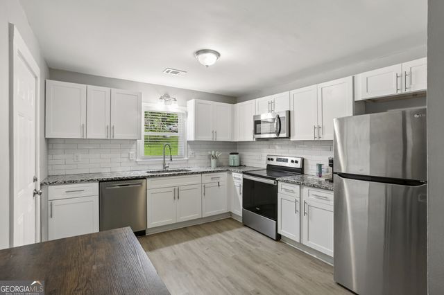2889 White Oak Drive, Decatur, GA 30032