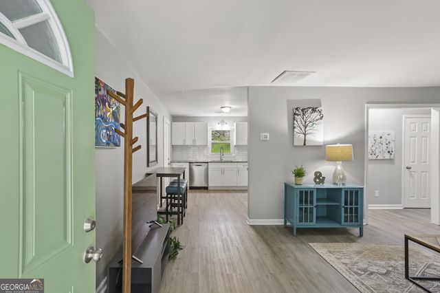 2889 White Oak Drive, Decatur, GA 30032