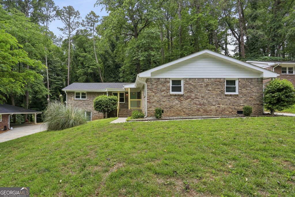 2889 White Oak Drive, Decatur, GA 30032
