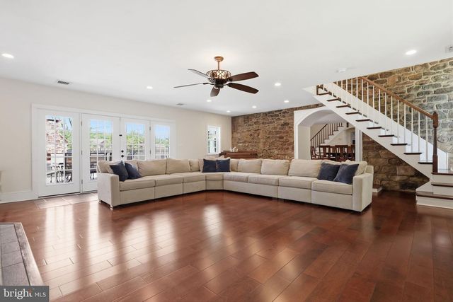 1682 CLYDESDALE CIR, Yardley, PA 19067