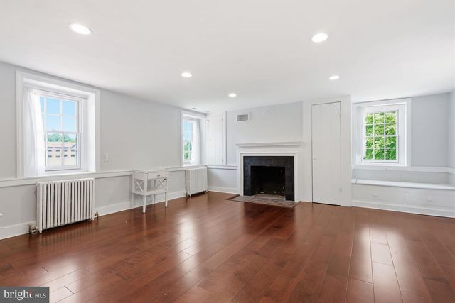 1682 CLYDESDALE CIR, Yardley, PA 19067