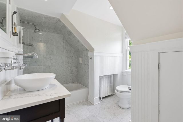 1682 CLYDESDALE CIR, Yardley, PA 19067