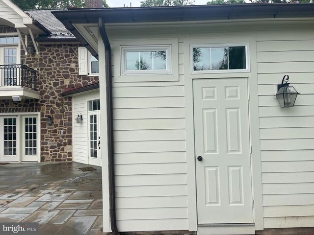 1682 CLYDESDALE CIR, Yardley, PA 19067