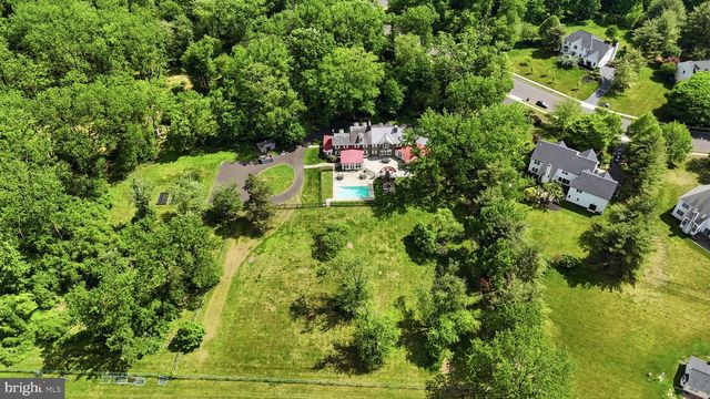 1682 CLYDESDALE CIR, Yardley, PA 19067