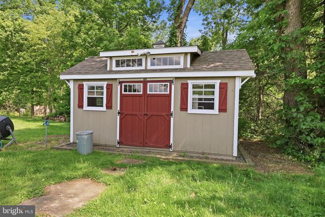 1682 CLYDESDALE CIR, Yardley, PA 19067