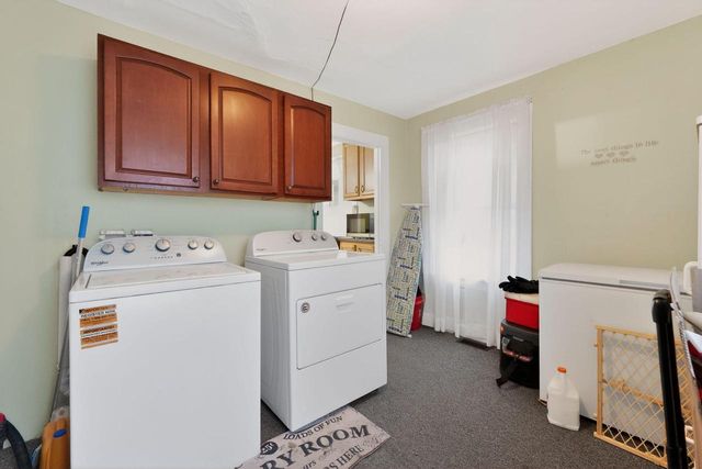 330 W Jefferson STREET, Elkhorn, WI 53121
