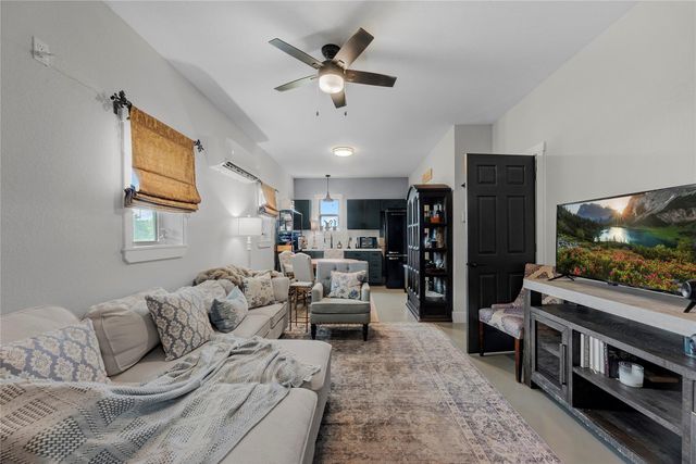 532 N Gum Gully Road, Crosby, TX 77532