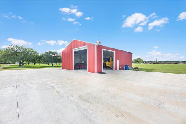 532 N Gum Gully Road, Crosby, TX 77532