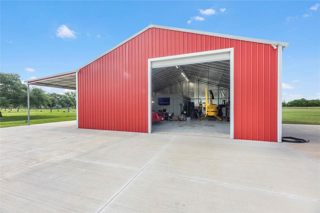 532 N Gum Gully Road, Crosby, TX 77532