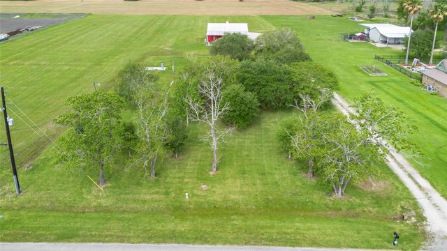 532 N Gum Gully Road, Crosby, TX 77532