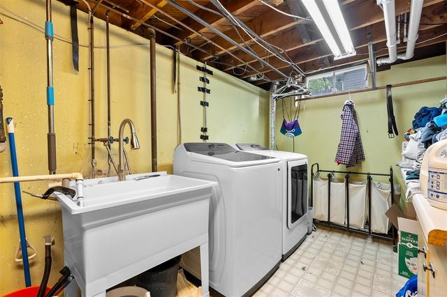 5616 Tiffin Street, Portage, MI 49002