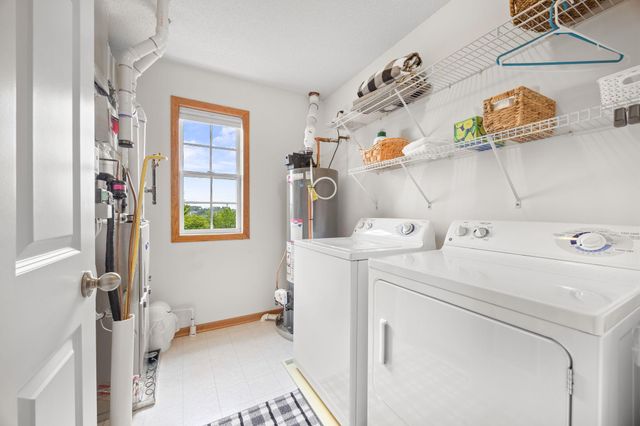 1246 Chateau Avenue 409, Maplewood, MN 55109