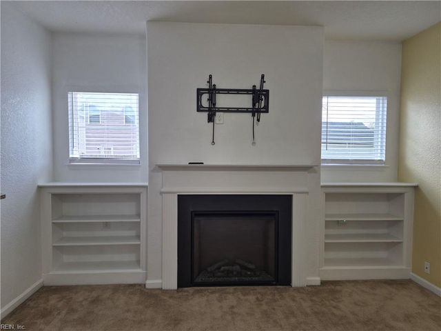 1723 Fisher AVE, Chesapeake, VA 23320