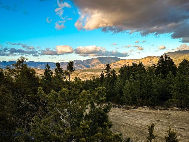 6245 McGee Lane, Helena, MT 59602