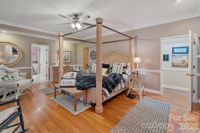 401 Redwood Court, Lenoir, NC 28645