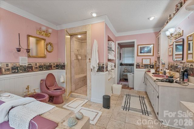 401 Redwood Court, Lenoir, NC 28645