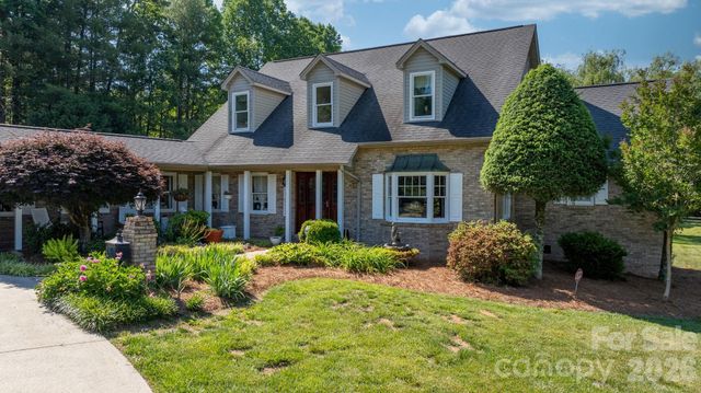 401 Redwood Court, Lenoir, NC 28645