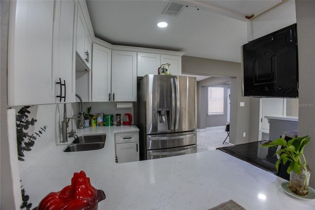 1741 S HAWTHORNE AVENUE, Apopka, FL 32703