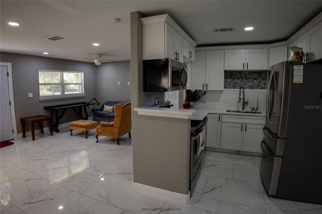 1741 S HAWTHORNE AVENUE, Apopka, FL 32703