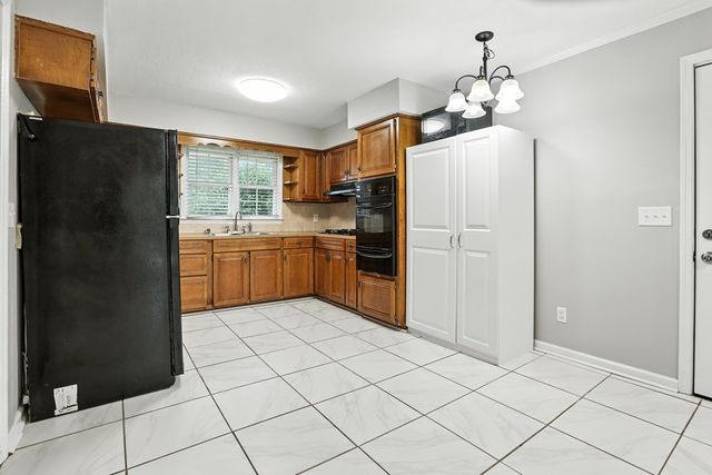 5800 Bishop Drive, Columbus, GA 31909