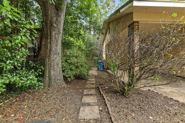 5800 Bishop Drive, Columbus, GA 31909