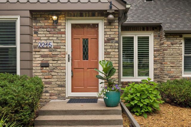 2215 Bayard Avenue, Saint Paul, MN 55116