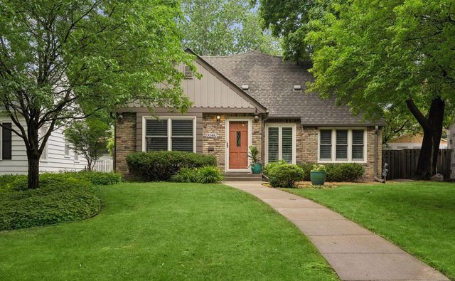 2215 Bayard Avenue, Saint Paul, MN 55116