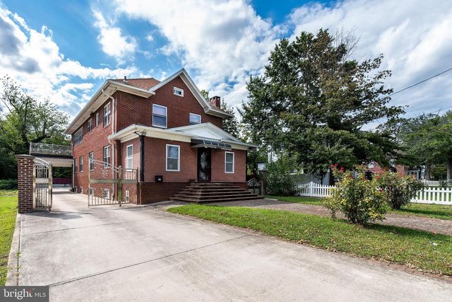 306 S EAST AVE, Vineland, NJ 08360